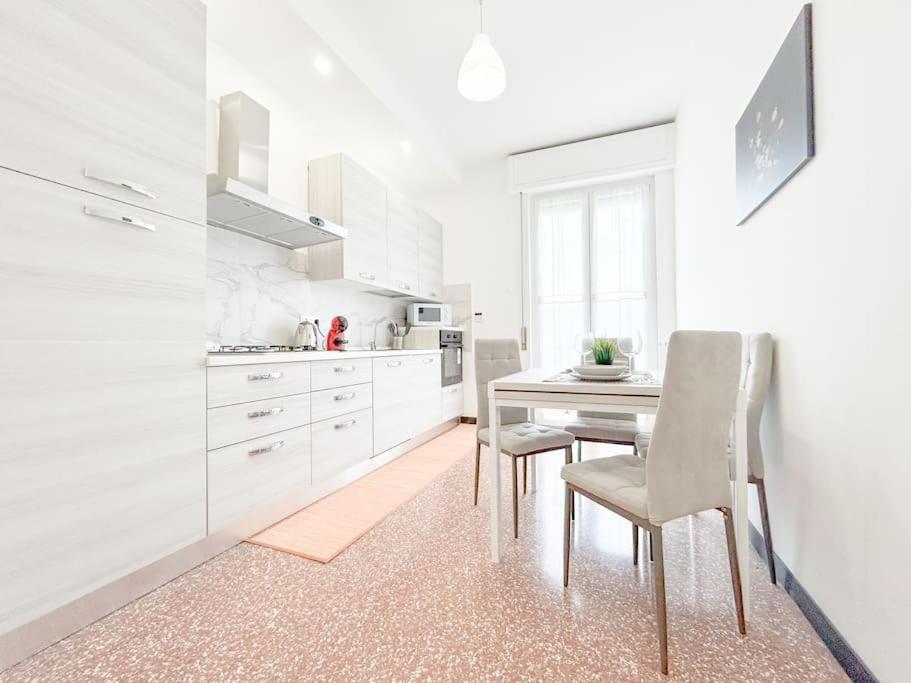 Elegant Apartment - Wifi - Smart Tv - Netflix Genova Kültér fotó